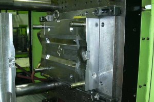 Injection Molds/Structural Foam Injection Molds, Structural Foam Molds, Windsor, Ontario